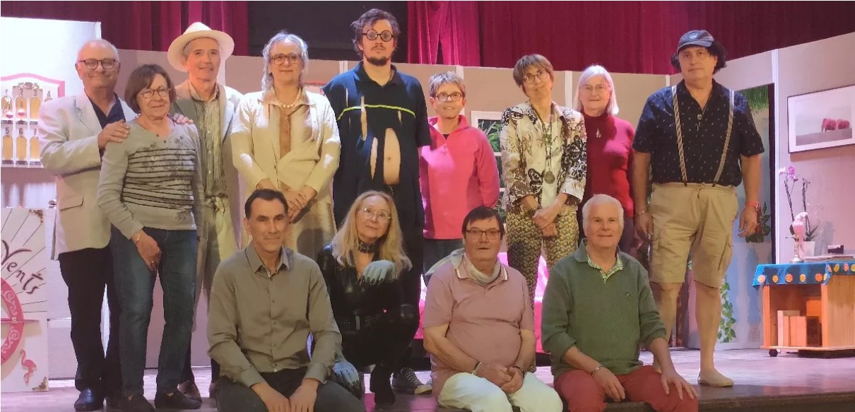 "Fais pas ta cocotte" par la troupe de Théâtre Rires et Compagnie