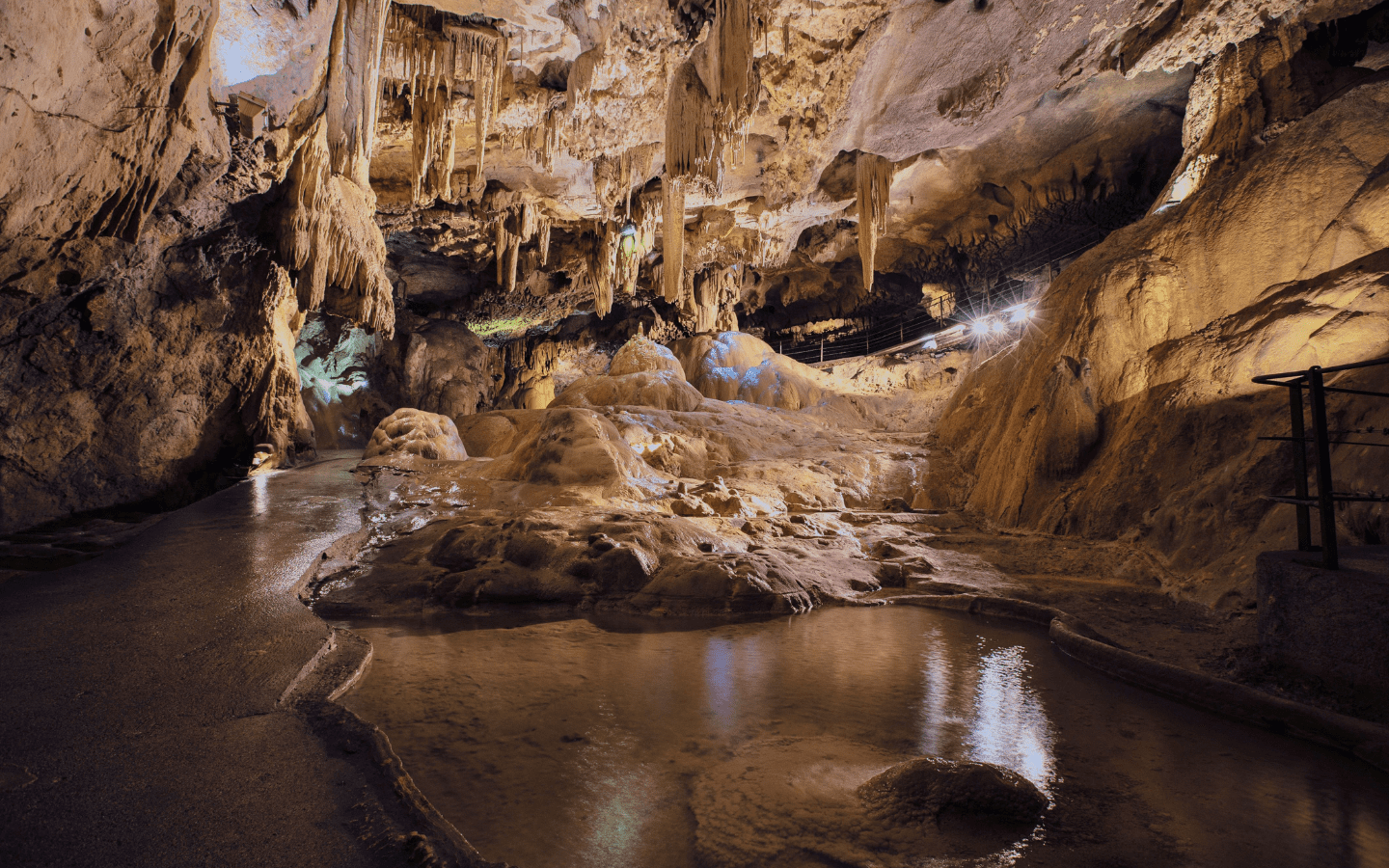 Les Grottes de Bétharram