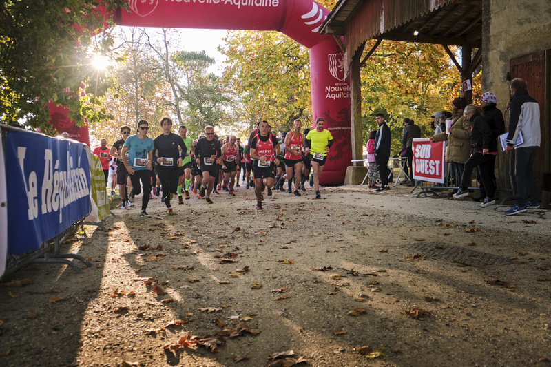 Affiche ou photo : Malagar au coeur de la course