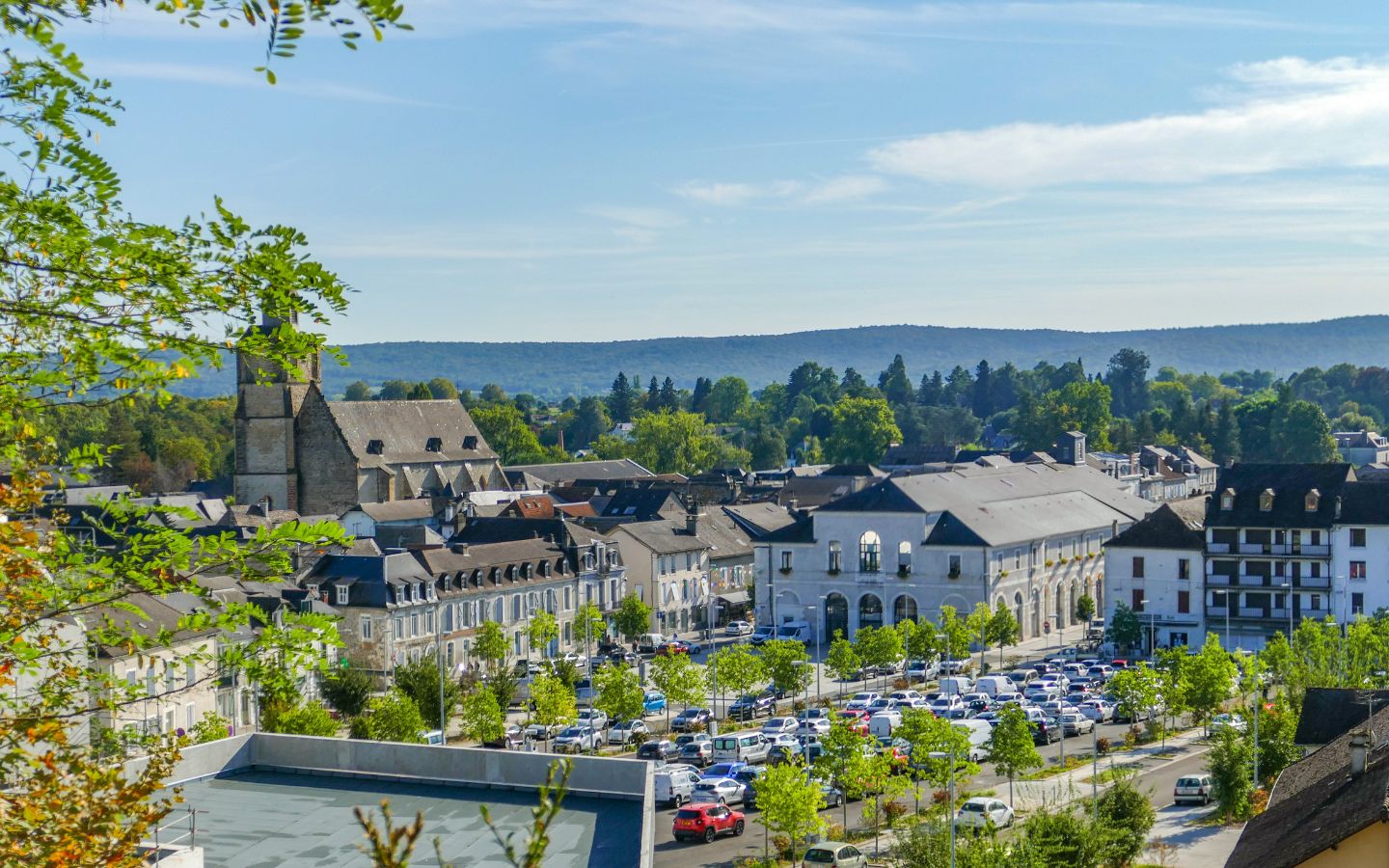 Balade patrimoine : dans les faubourgs ouvriers de Nay en écomobilité