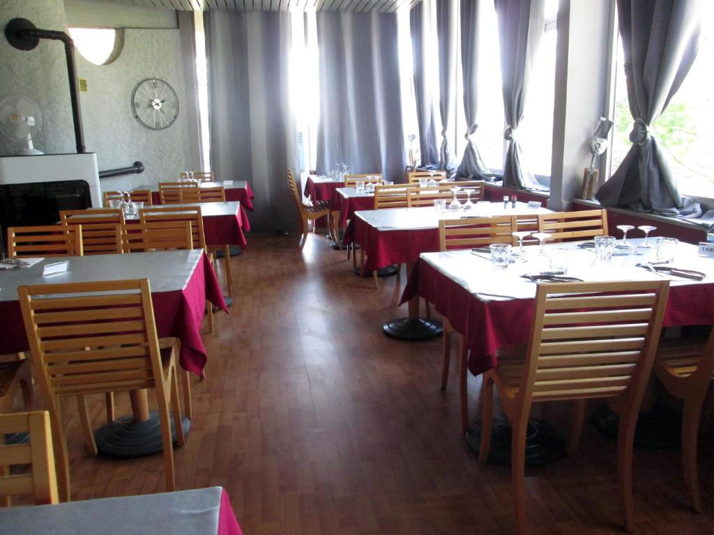 Hôtel Restaurant les Gravades