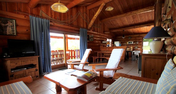 Gîte insolites - Domaine de la Vergnolle - Fustes en bois le pêcheur