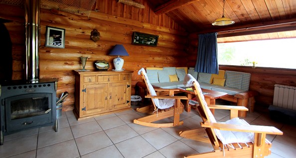 Gîte insolites - Domaine de la Vergnolle - Fustes en bois le pêcheur