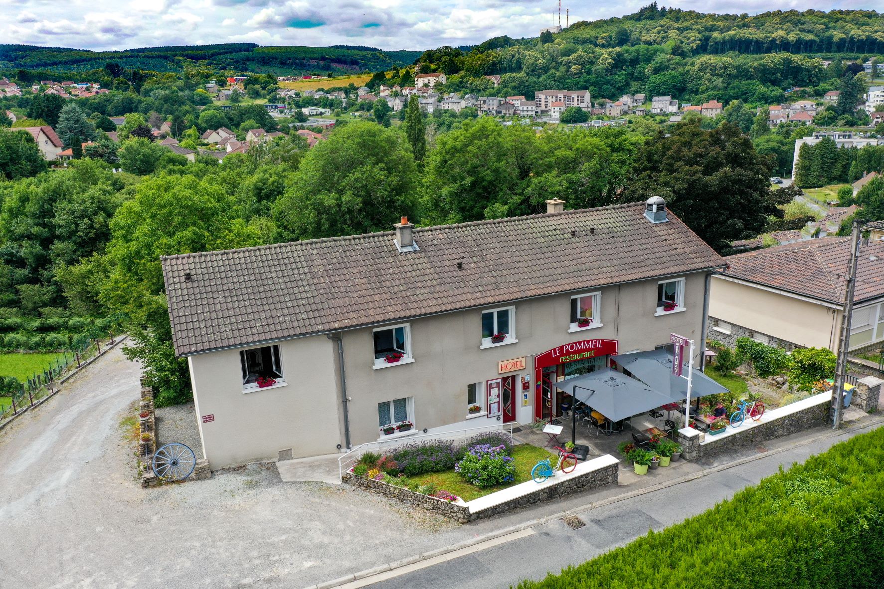 Hôtel restaurant Le Pommeil