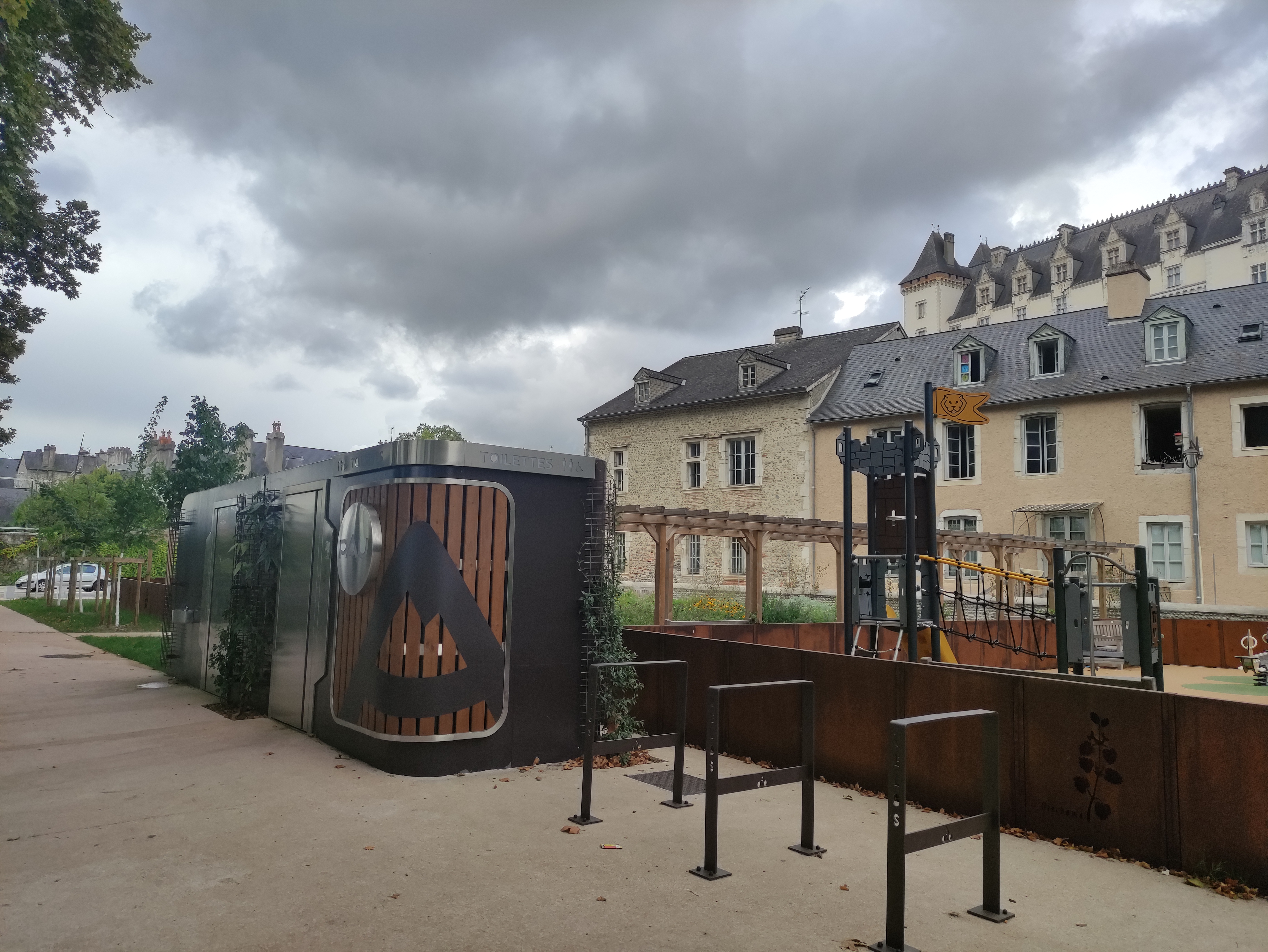 Toilettes Jardins médiévaux