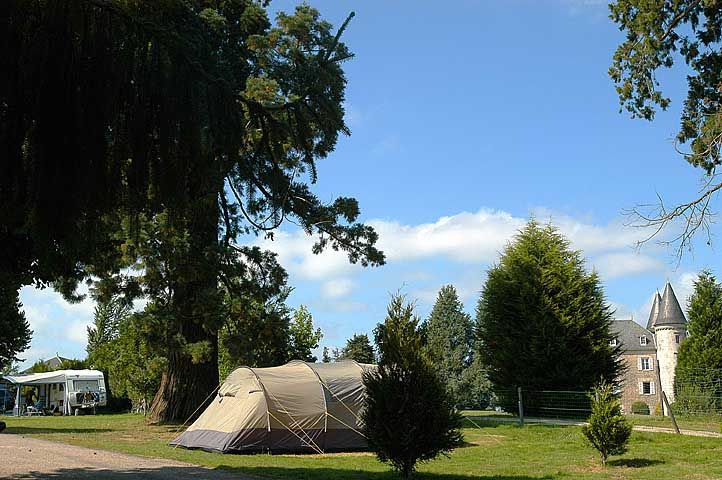 Camping du Château de Leychoisier
