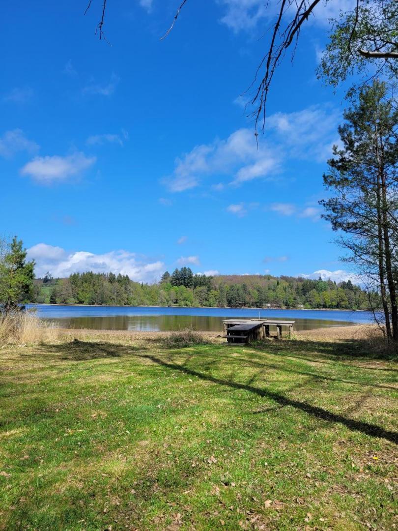 Ma Cabane au Bord du Lac
