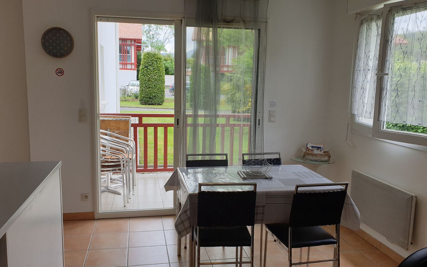 Location 51 Dorval - Baja