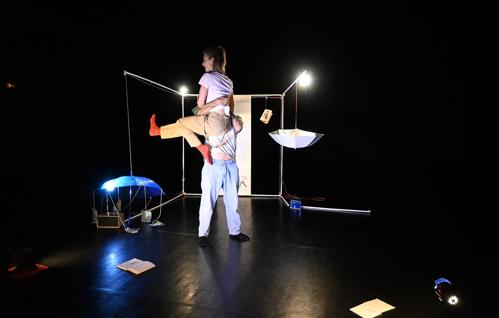 Théâtre de l'Empreinte : Cirque : Face aux murs