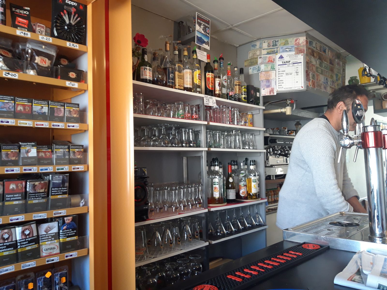 Mi~Ké Bar Tabac