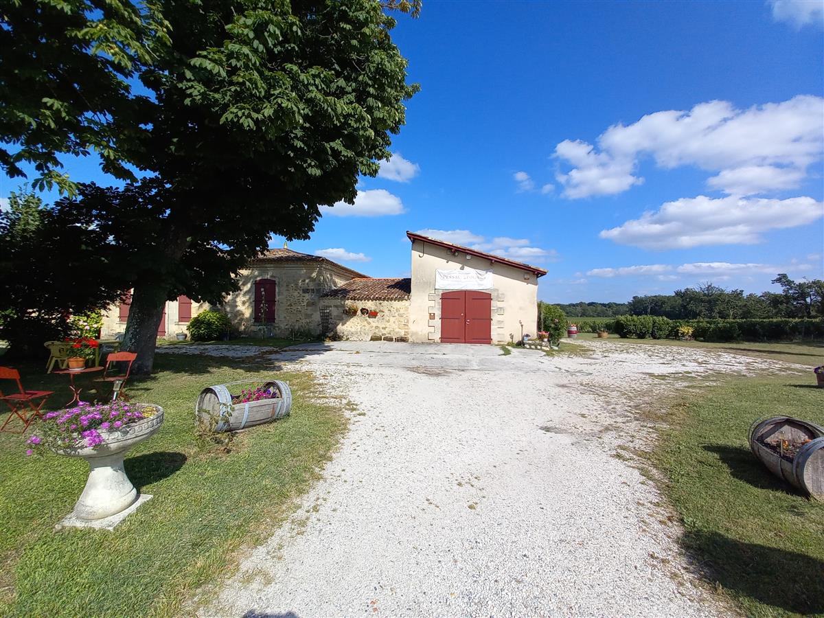 Affiche ou photo : Dégustation au Domaine de Merlet