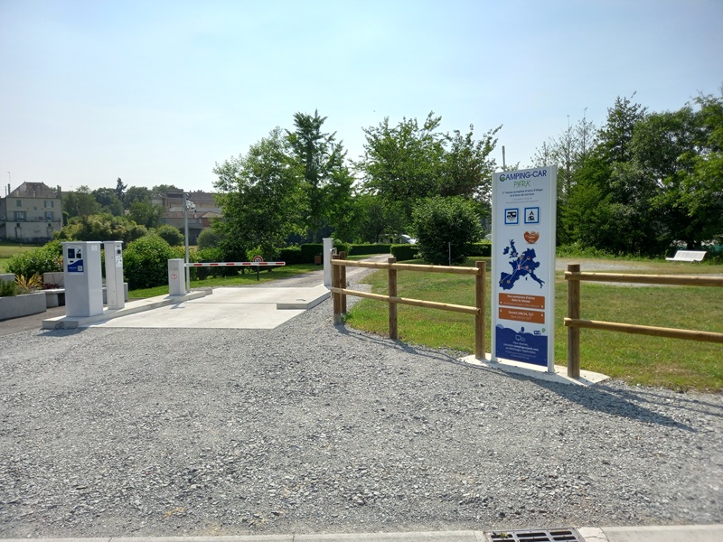 Aire de camping-car de Le Dorat