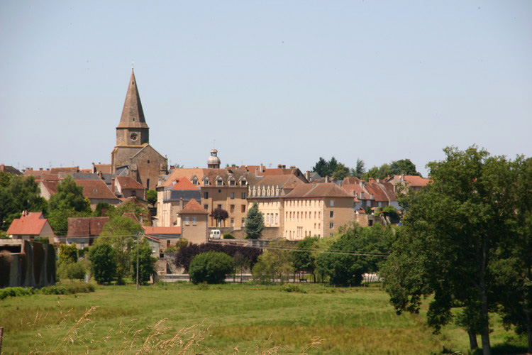 C21 circuit cyclo famille autour de Magnac-Laval et Villefavard
