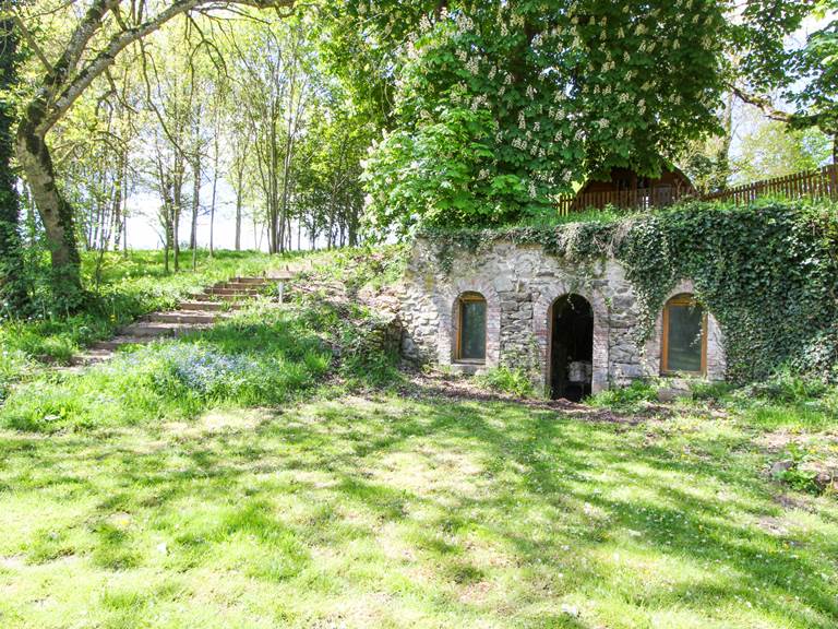 Cabane du hobbit - Domaine de la Couture