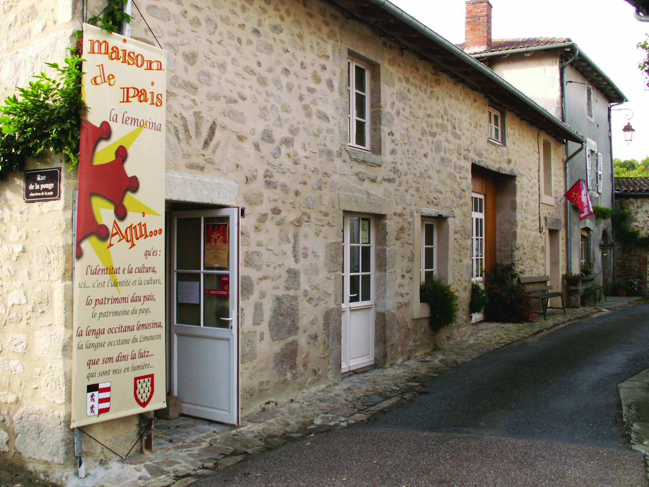 Objets d'antan - Maison de Païs