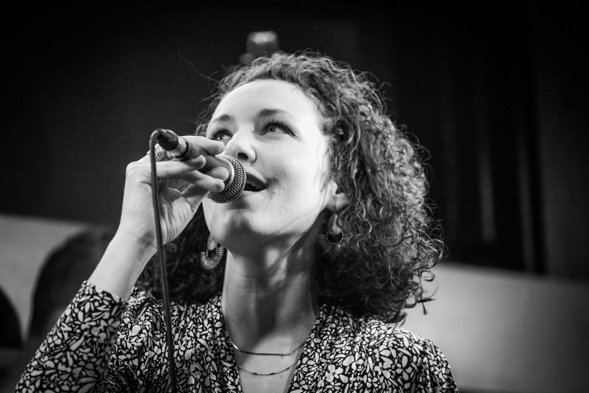 Mélina Tobiana quintet – Festival Jazz Pourpre