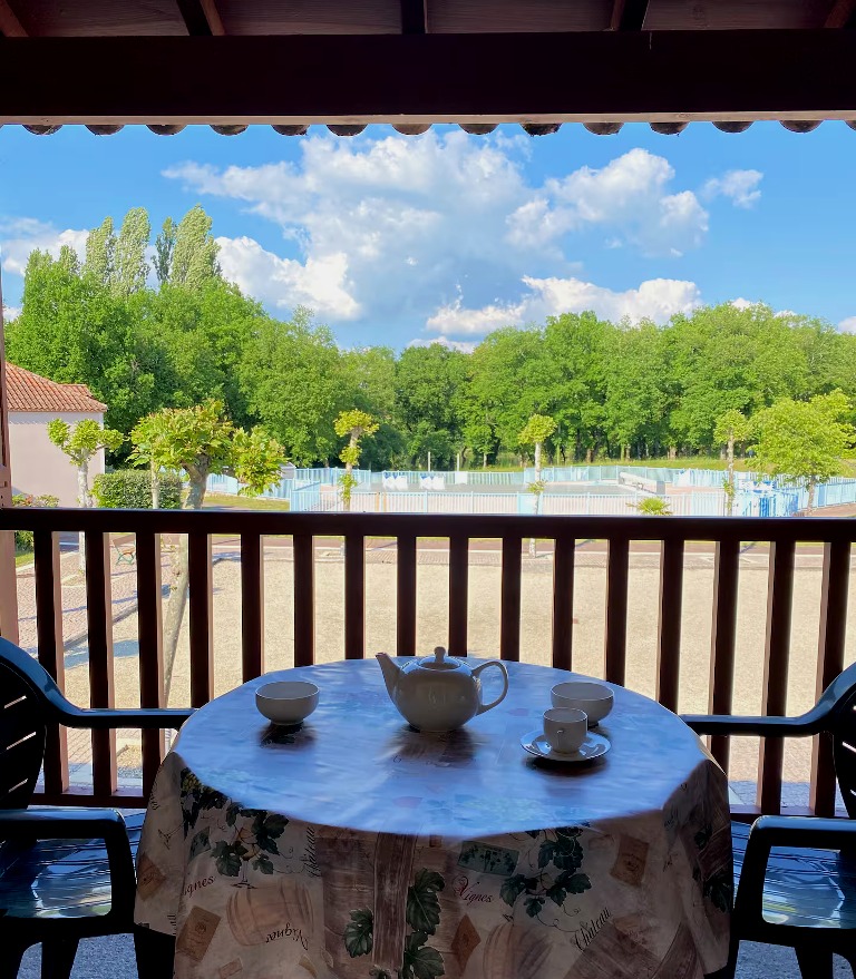 Appartement vue piscine