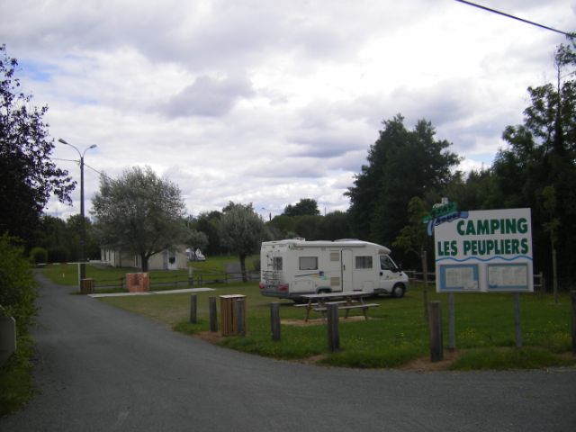 Aire de camping - camping car-park -camping de mon village / Camping Les Peupliers