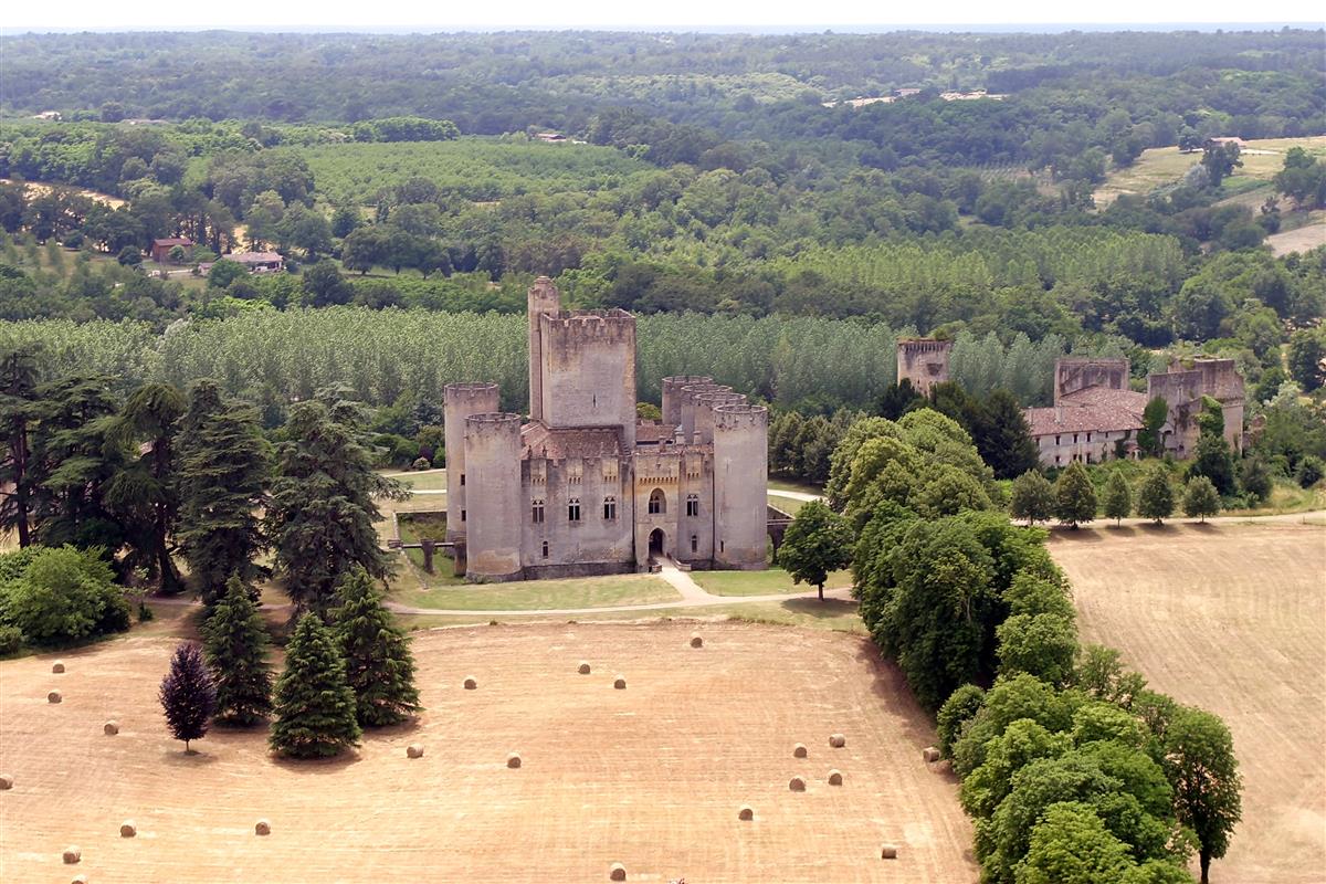Affiche ou photo : Château de Roquetaillade