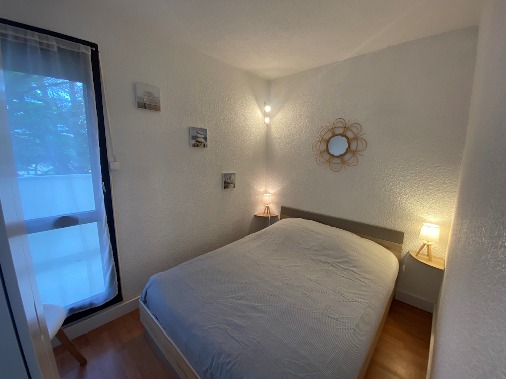 Location Lounaia