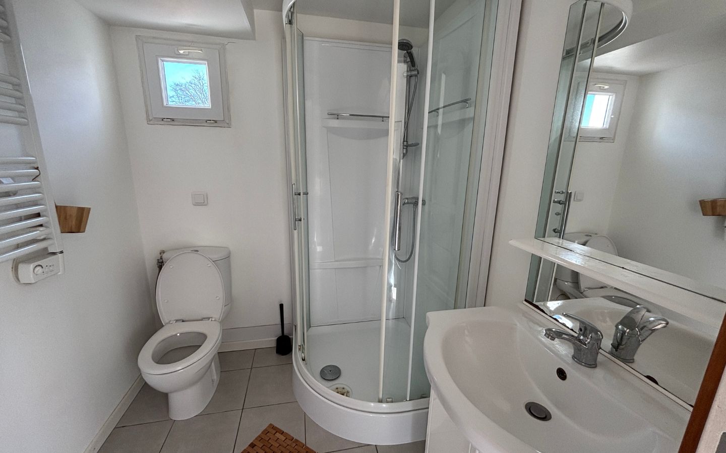 Cam 159 - Location Léon