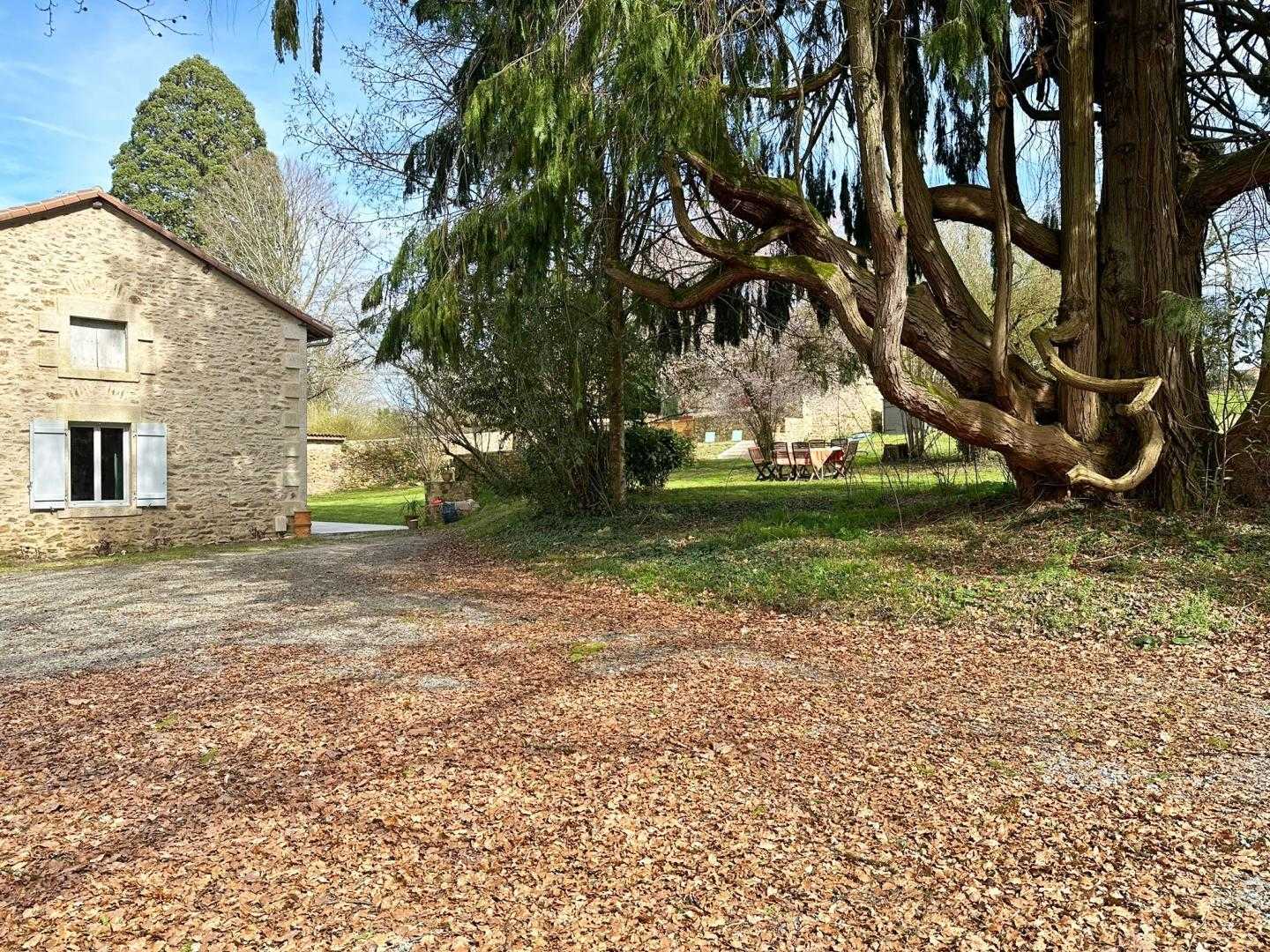 Le logis de la Roche