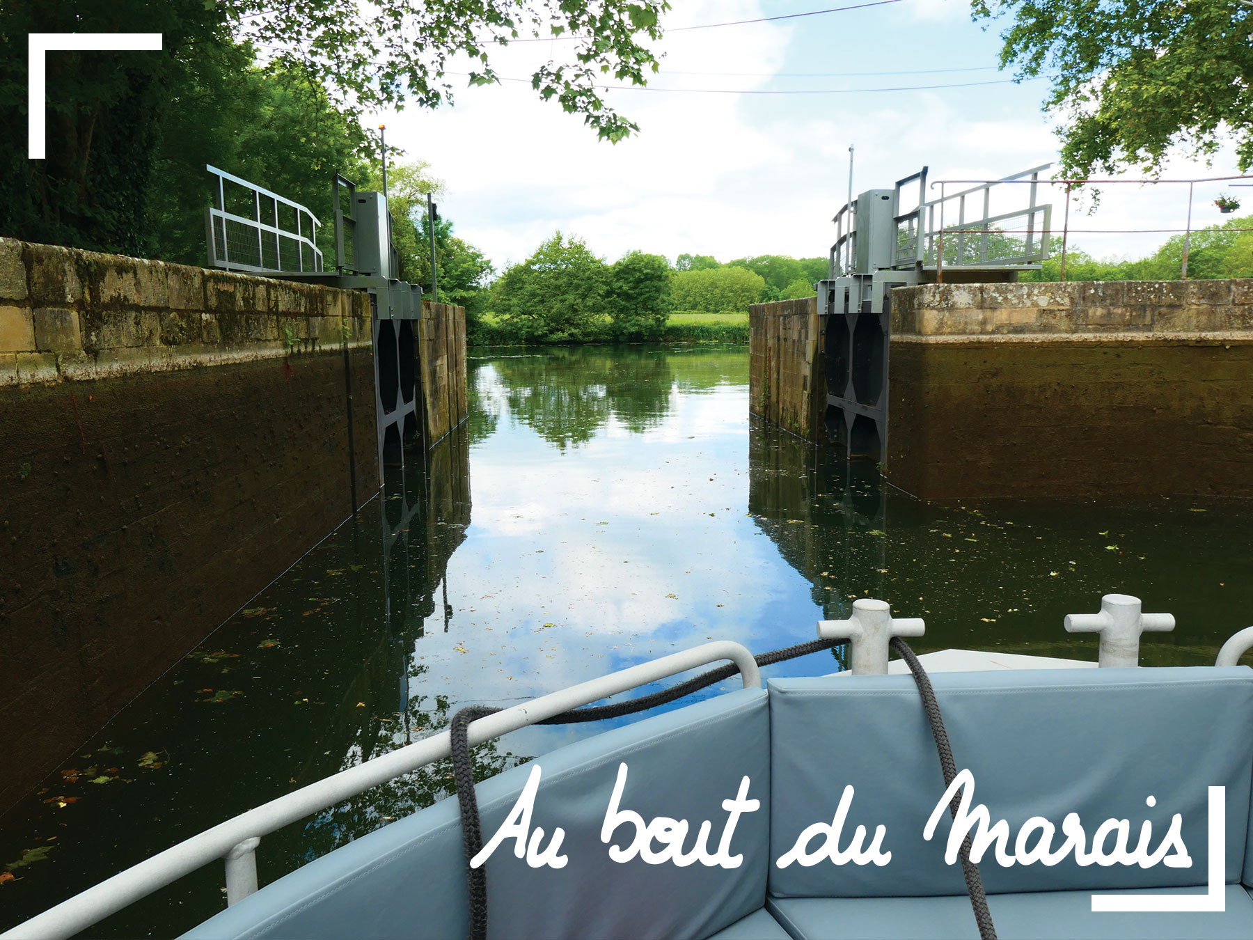 Au bout du Marais - Location de bateaux habitables