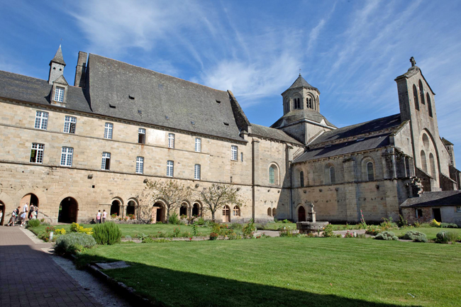 Abbaye Cistercienne d'Aubazine
