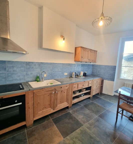Appartement au cœur du village (1er étage)