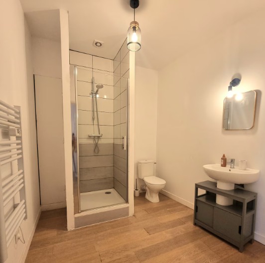 Appartement au cœur du village (1er étage)