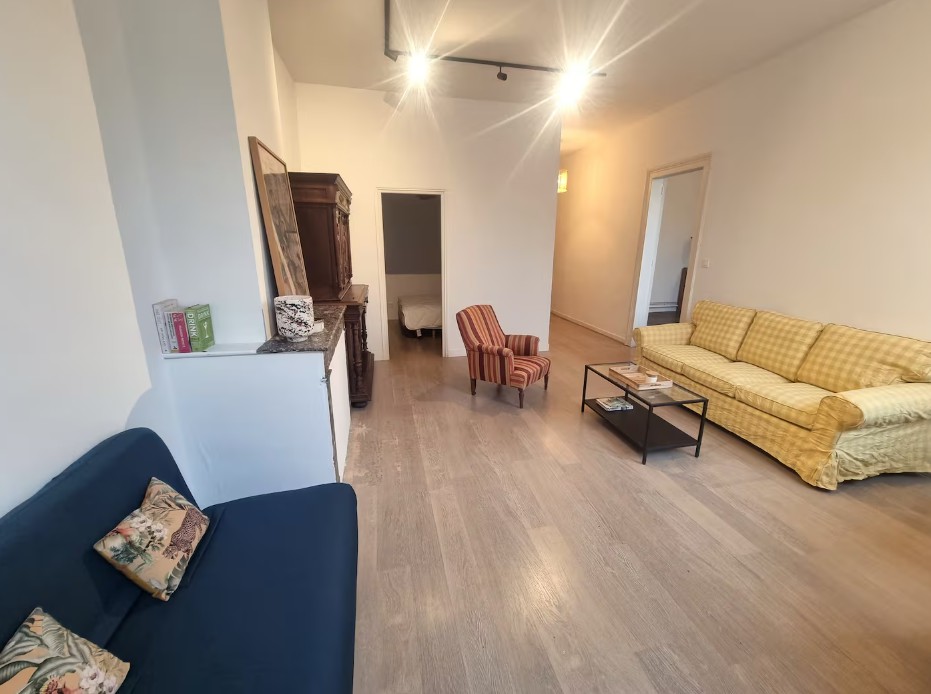 Appartement au cœur du village (1er étage)