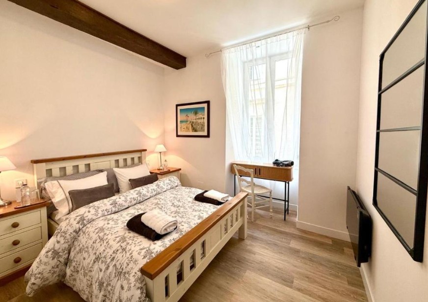 Appartement de luxe avec vue sur le marché de la ville historique