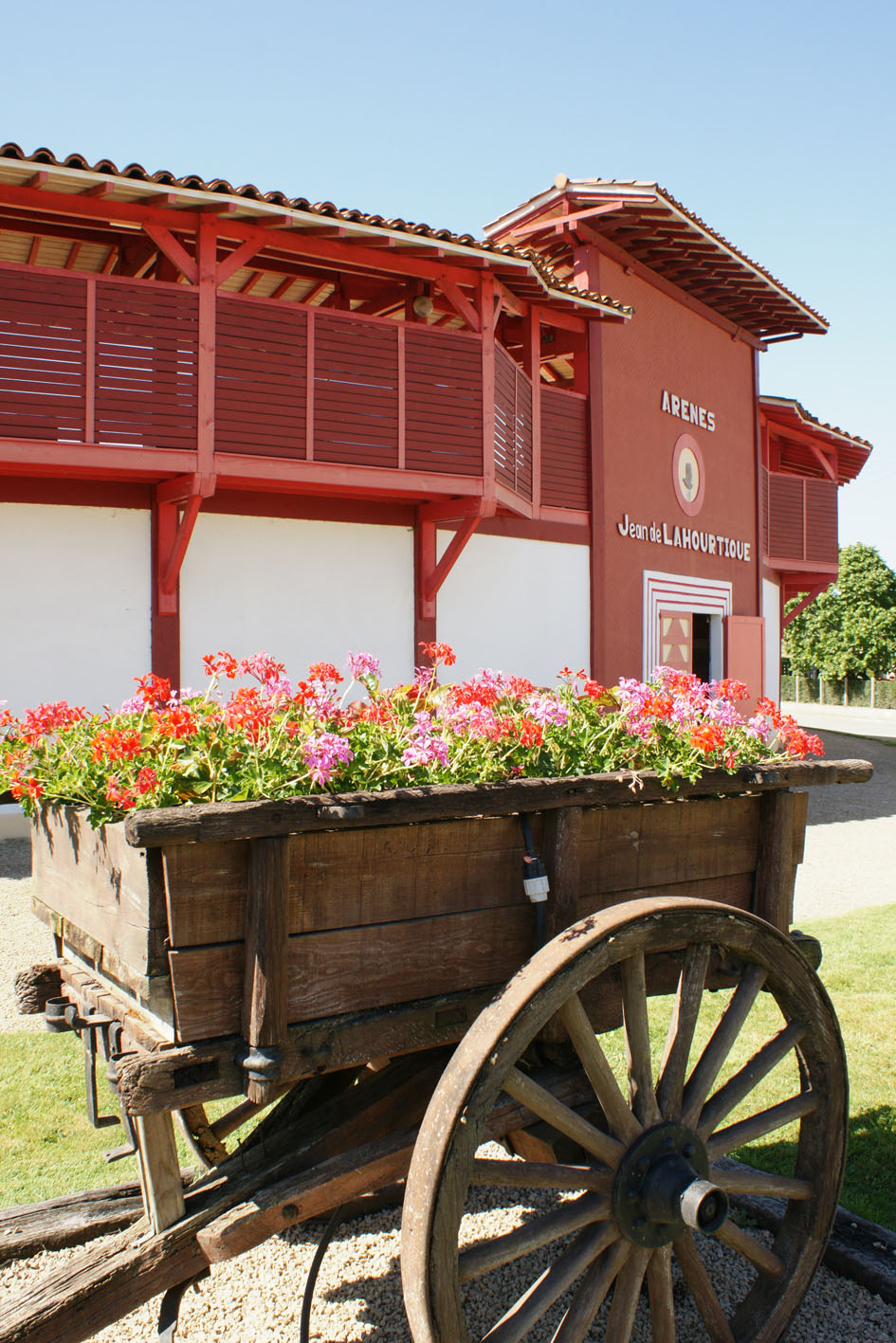 Arènes Jean-de-Lahourtique