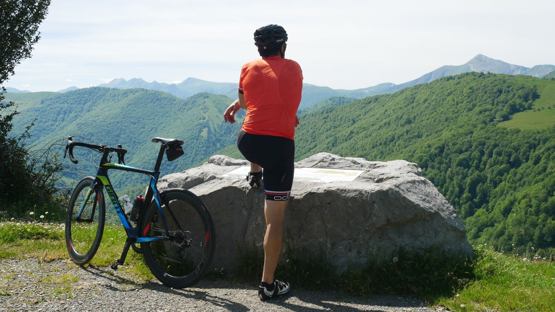 Route N° 5 - Col d'Ahusquy