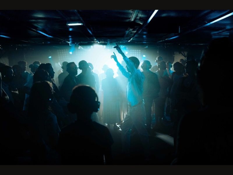 Discothèque ambulante : "Arthur la nuit"