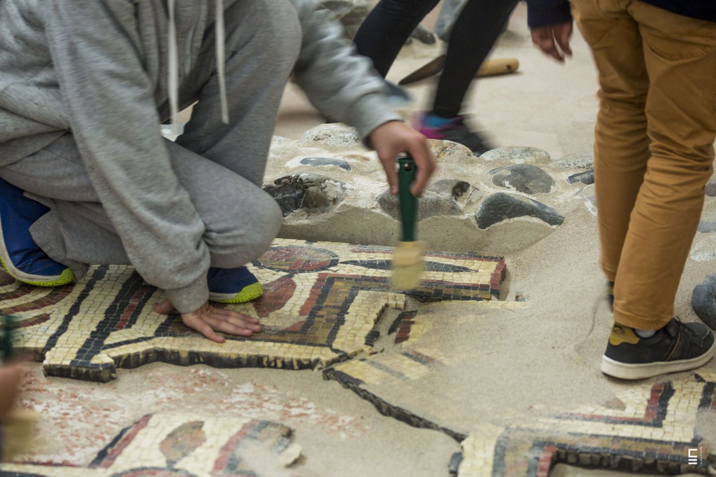 Atelier initiation aux fouilles archéologie, au musée gallo-romain