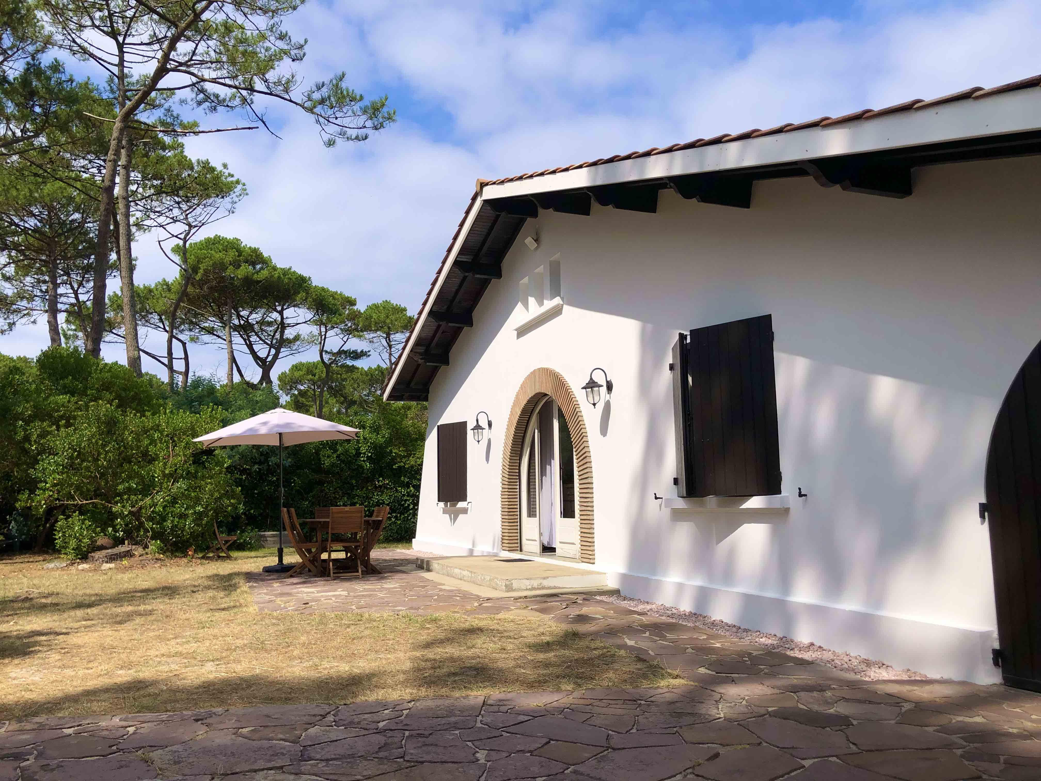 Villa Alpatsyka 4 chambres au calme, proche plage