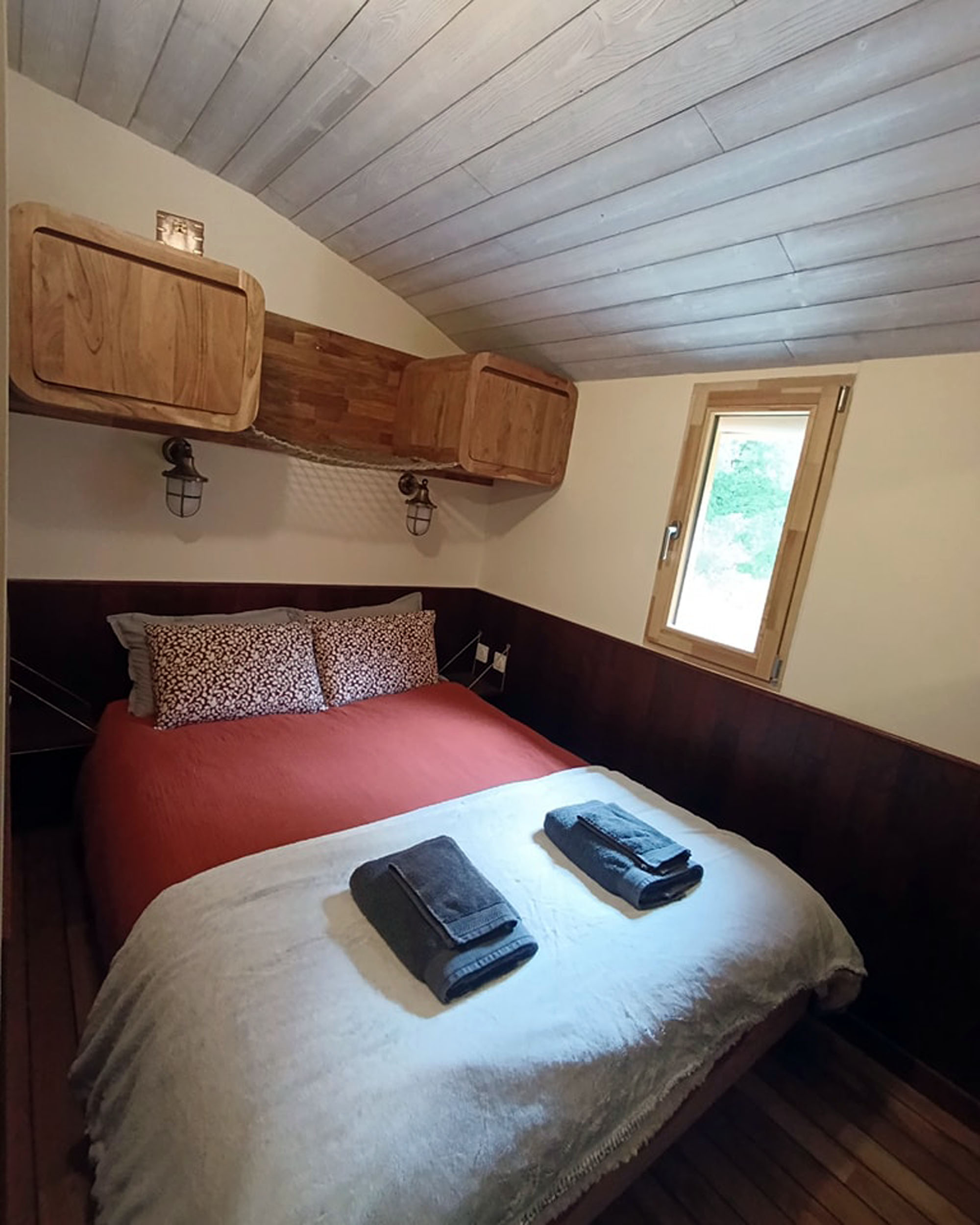 La cabane du martin pécheur - Domaine de la Clauzade
