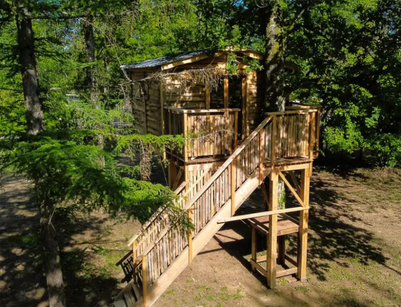 Les Cabanes du Roc - Cabane perchée