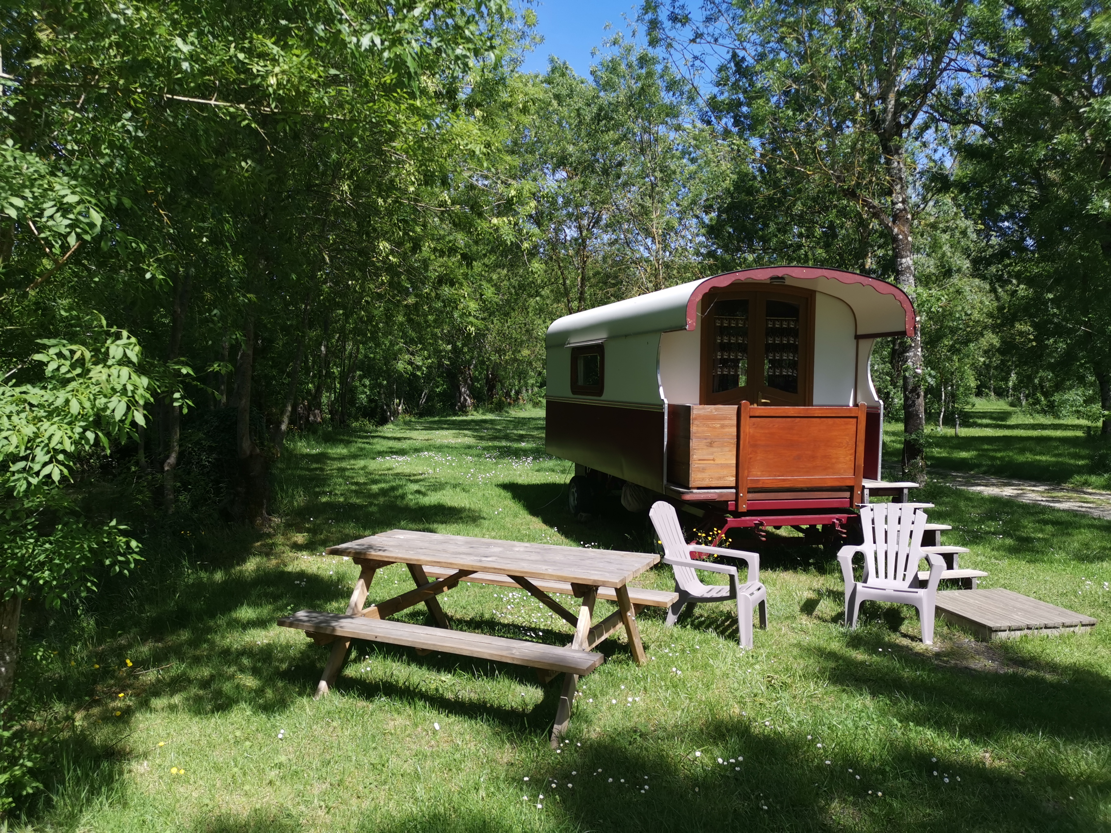 La Roulotte - Camping - Le Lidon