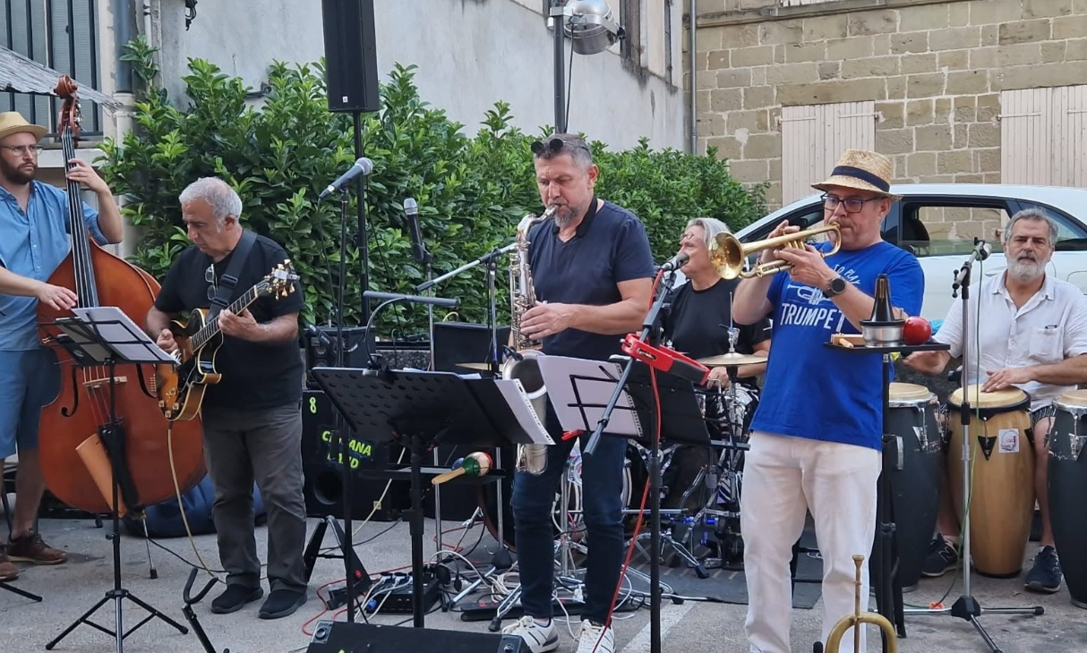 Concert au BarbrockCafé : The Chicana Band