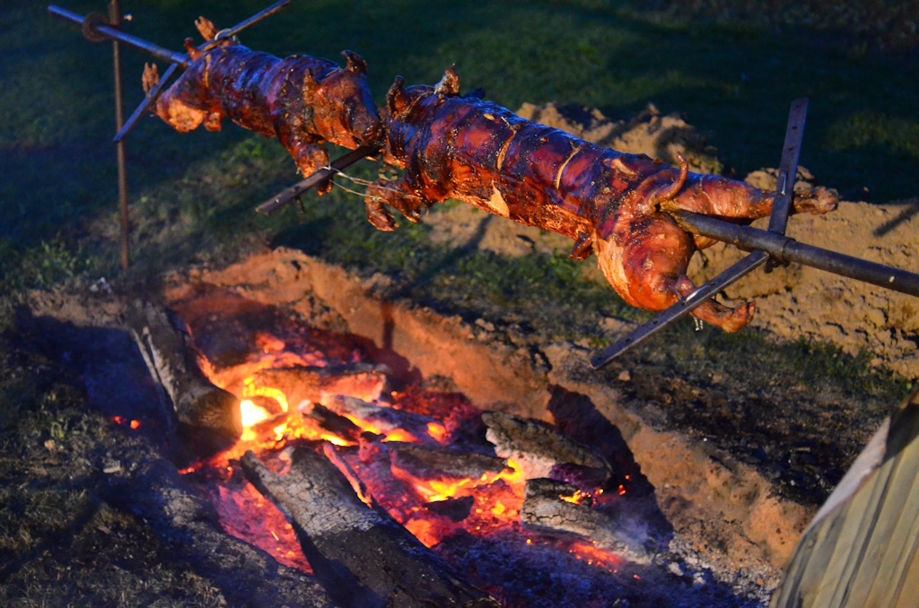 Repas cochon à la broche