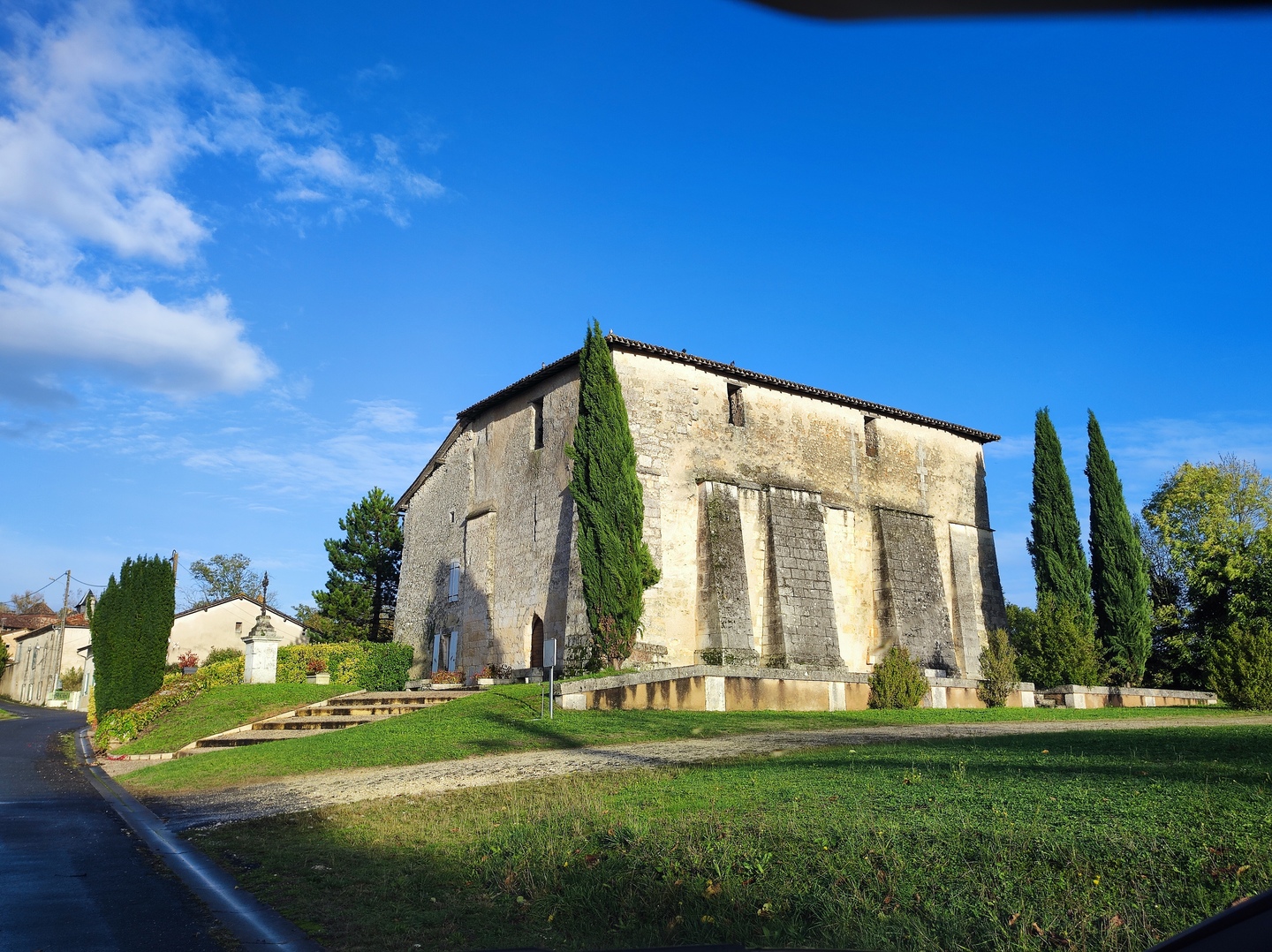 Arrêt sur Village - COMBÉRANCHE