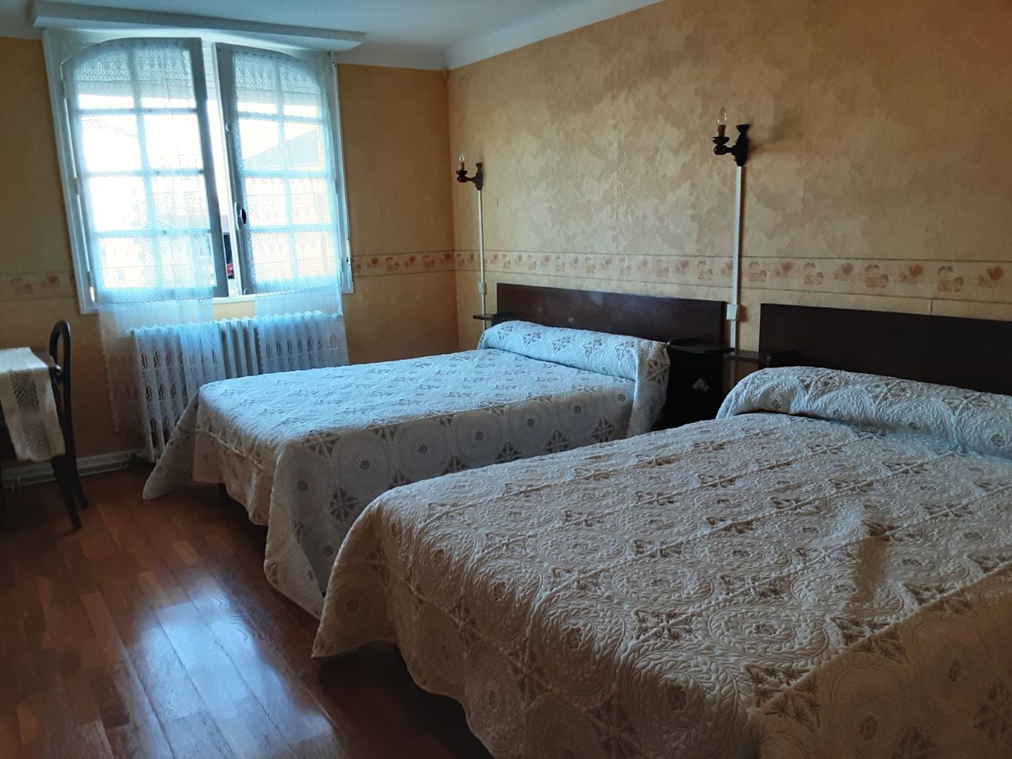 Chambres d'hôtes à Amorots-Succos