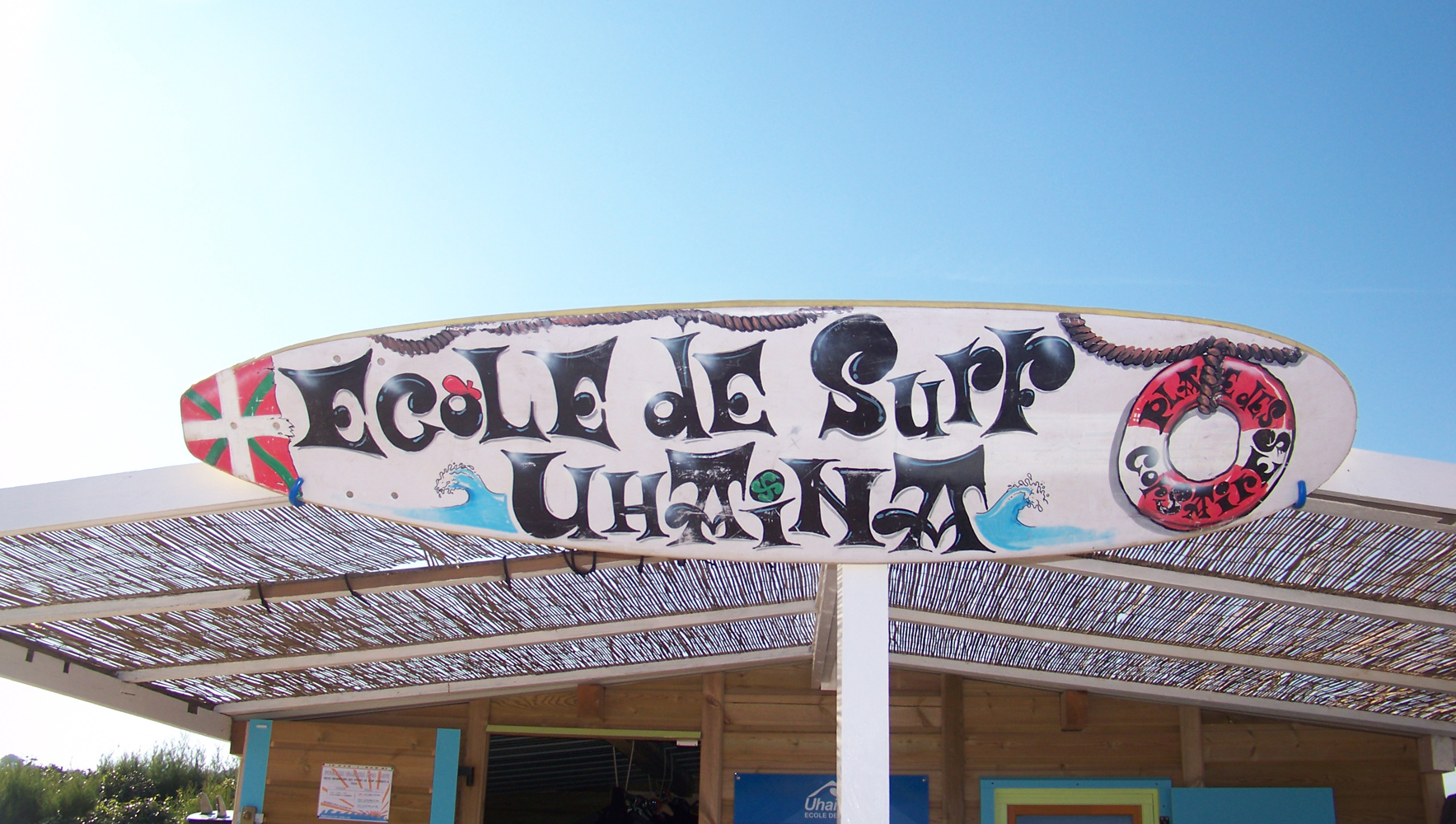 Ecole de Surf Uhaina