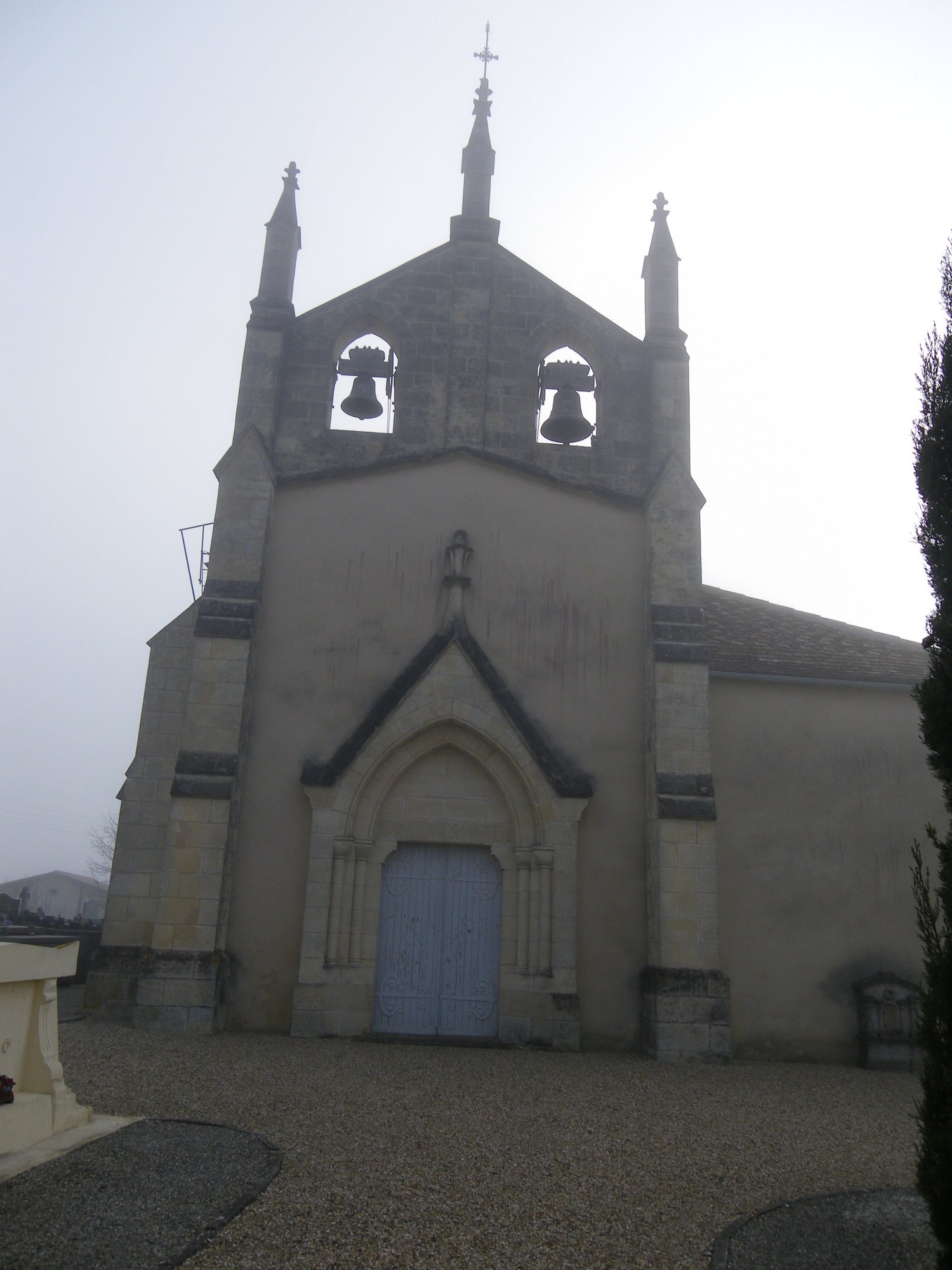Eglise de Cazaugitat