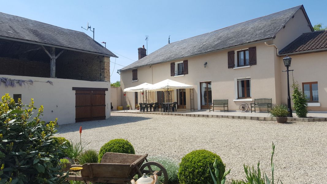 La Grande Maison des Tournesols