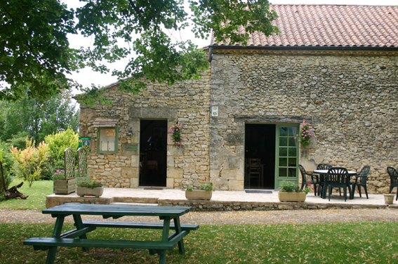 FERME AUBERGE LES TILLEULS