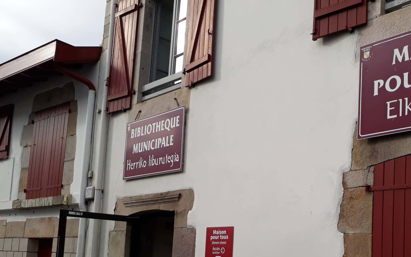 Médiathèque Saint-Pée-sur-Nivelle