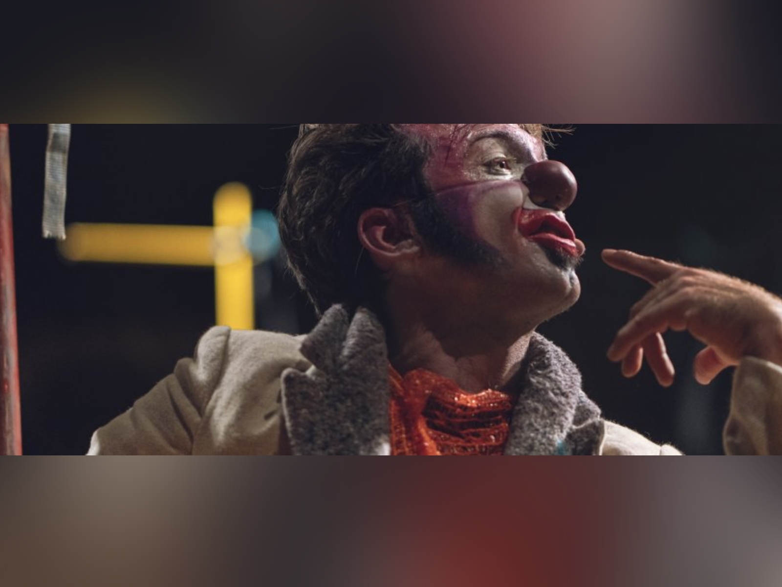 Galapiat Cirque : « Espèce d'idiot »